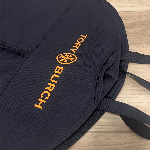 Tory Burch - Picture 5 of 6